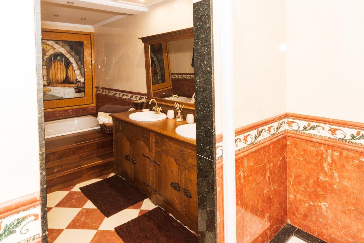 Villa Dolaretxe By Urdaibai Rentals Bilbao Ngoại thất bức ảnh