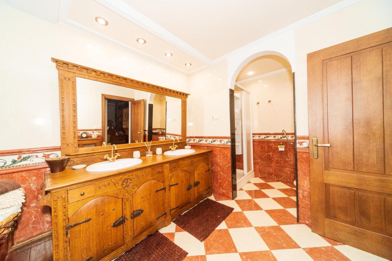 Villa Dolaretxe By Urdaibai Rentals Bilbao Ngoại thất bức ảnh